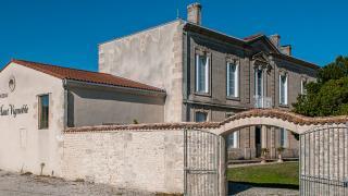 Château Beau Site Haut Vignoble